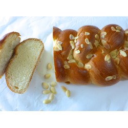 Recette de la Tsourekia (brioche au mastic de Pâques)